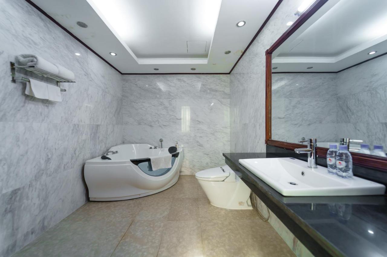 Khach San Inco 515.9 Hotell Phu Ly Exteriör bild